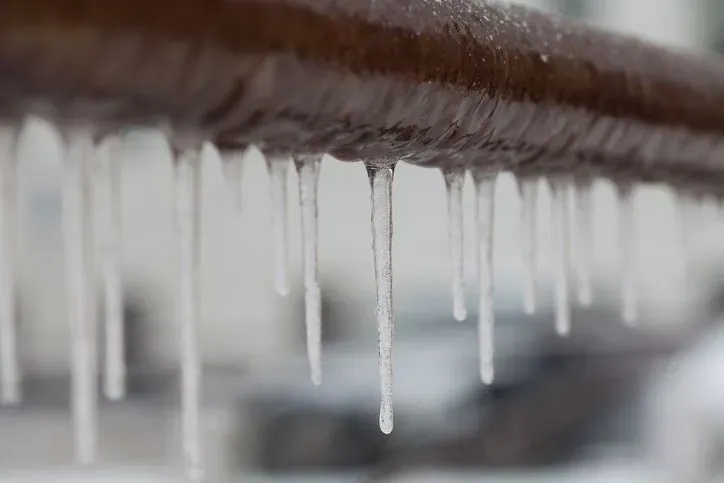 The Real Reason That Pipes Burst When They Freeze - Mallick Plumbing & Heating