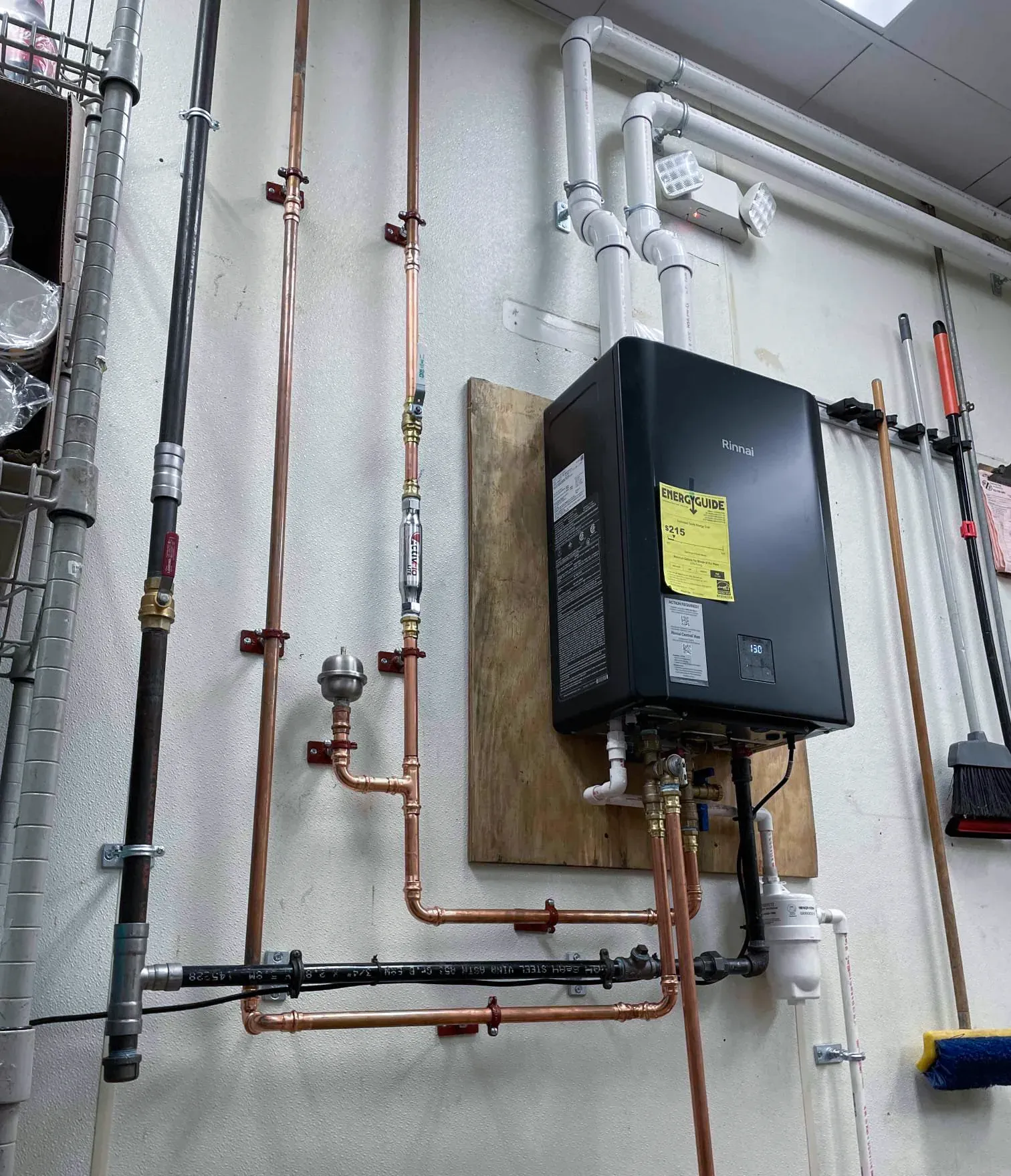 Tankless water heater system installed in a Gaithersburg restaurant